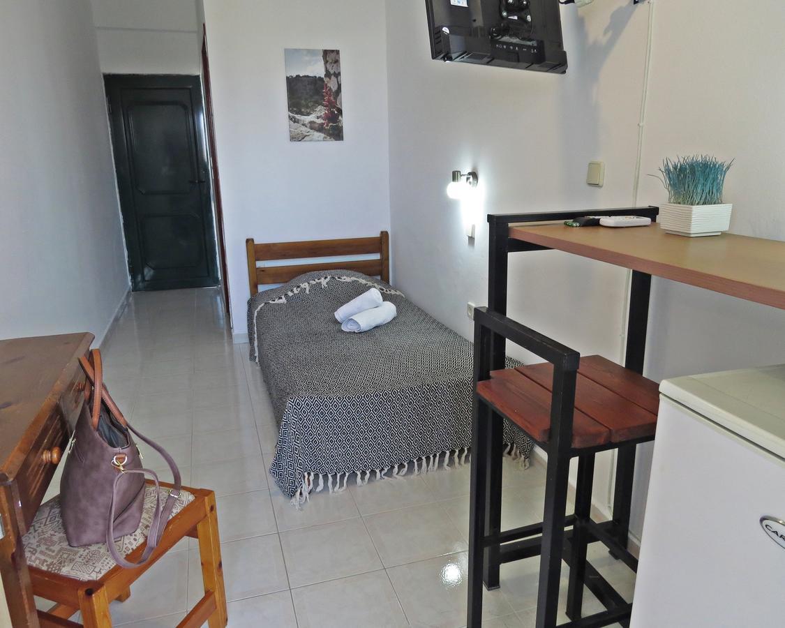 Debby Apartments Ialysos  Dış mekan fotoğraf