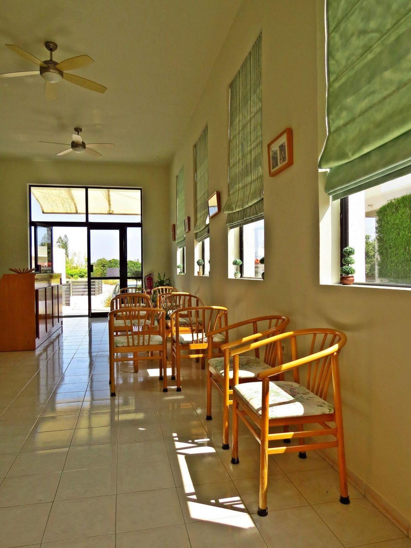 Debby Apartments Ialysos  Dış mekan fotoğraf