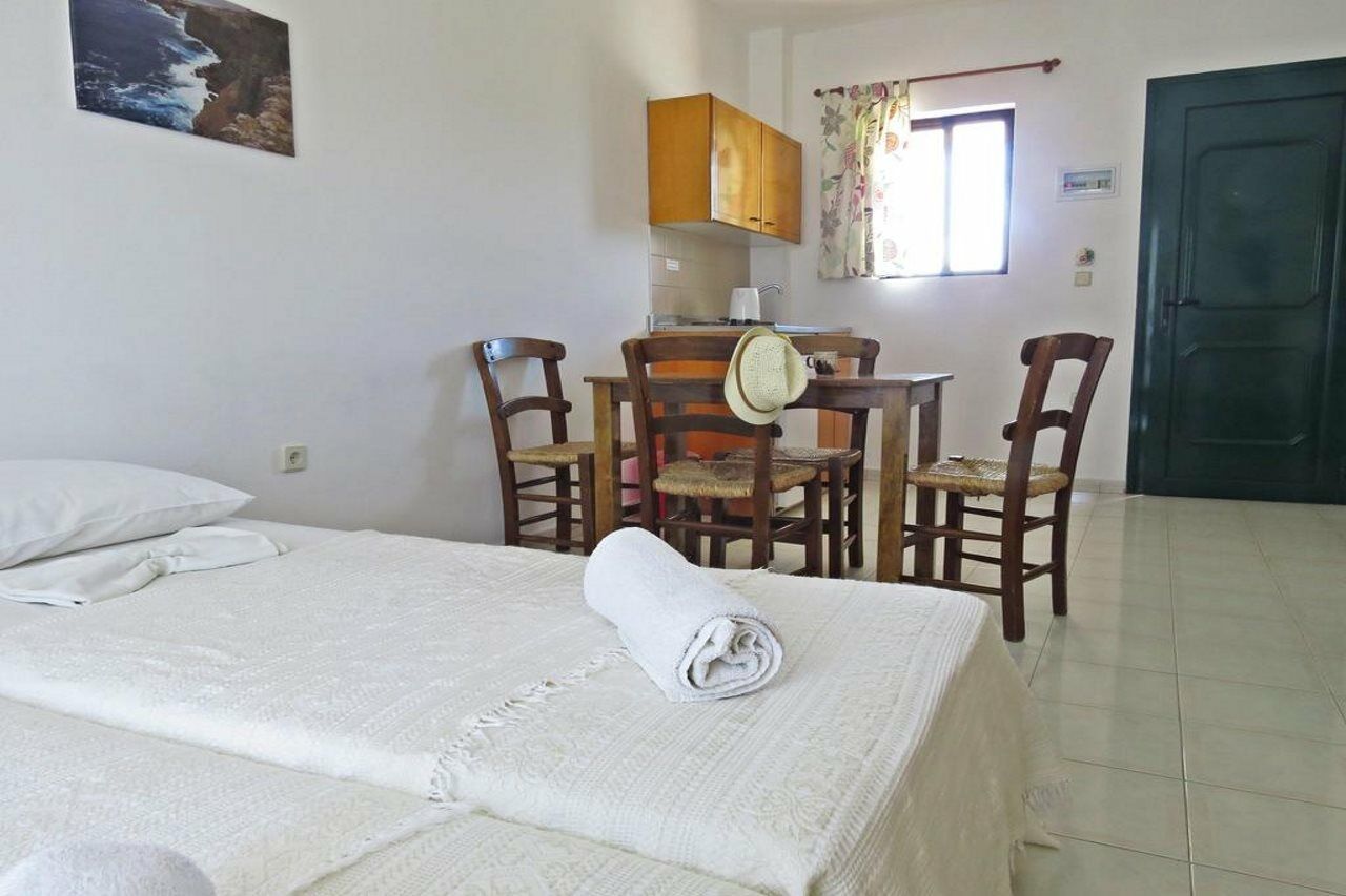 Debby Apartments Ialysos  Dış mekan fotoğraf